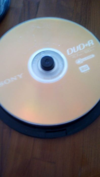Sony DVD-R and CD-R Recordable Discs; DVD Cases (Single, Double, or Triple)64575425504641124