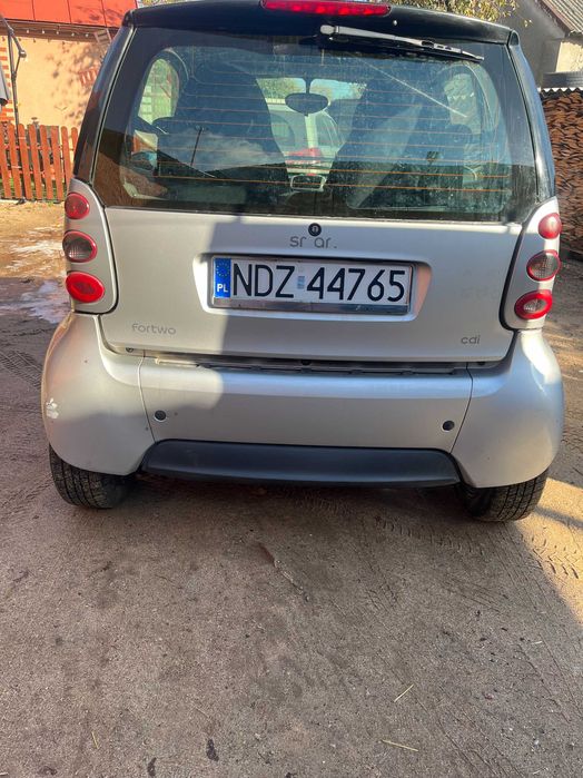 mały,zgrabny i ekonomiczny  smart fortowo 501-811-000