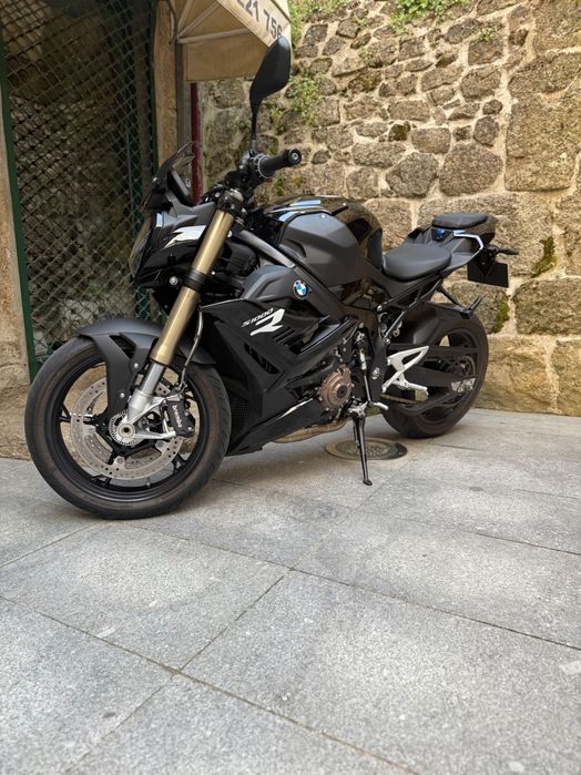 Bmw S1000 R- aceito trocas.