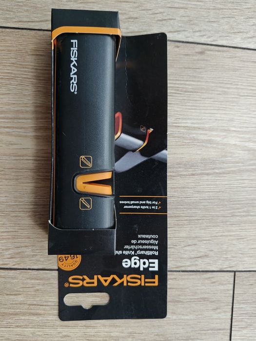 Fiskars Edge  rollsharp ostrzałka do noży