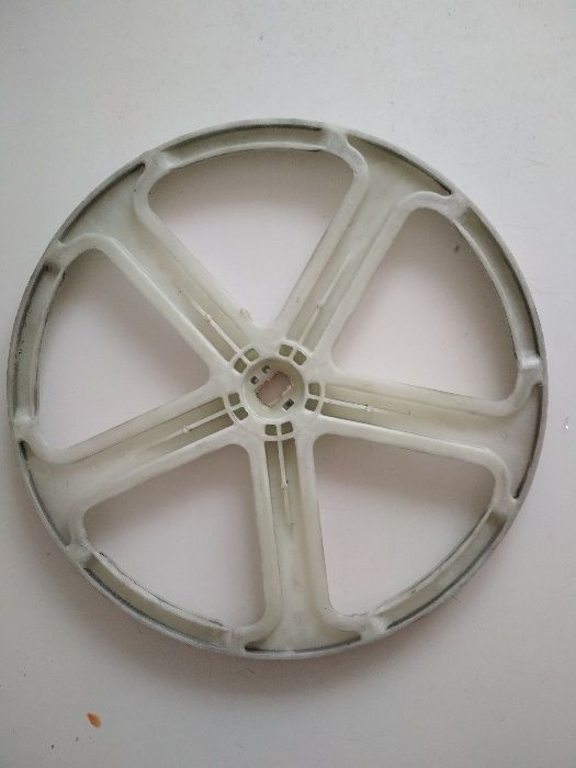 Шків бака пральної машини 1552330, 1552331 електролюкс, зануссі