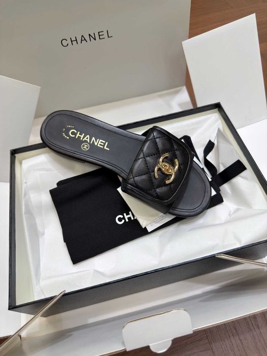 Fashionable Chanel slippers