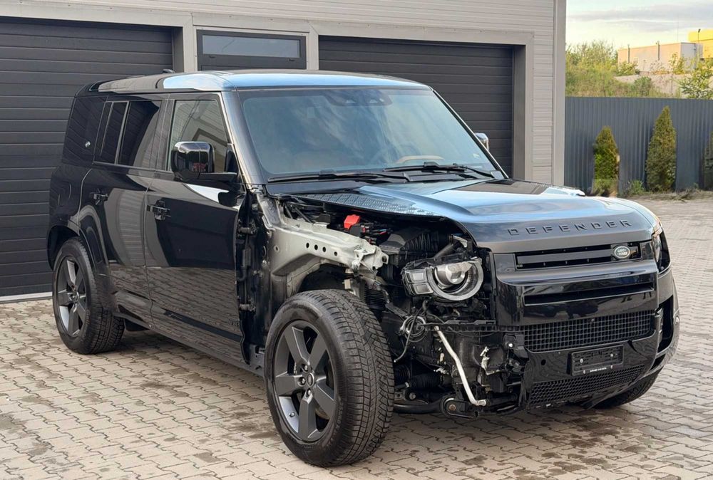 Land Rover Defender L663  Бампер зад перед 2023