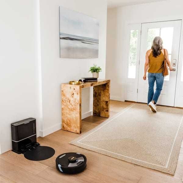 Robot sprzątający Shark RV2600WSEU czarny