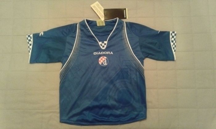 НОВЫЙ спортивный комплект шорты футболка DIADORA для мальчика, р. 98