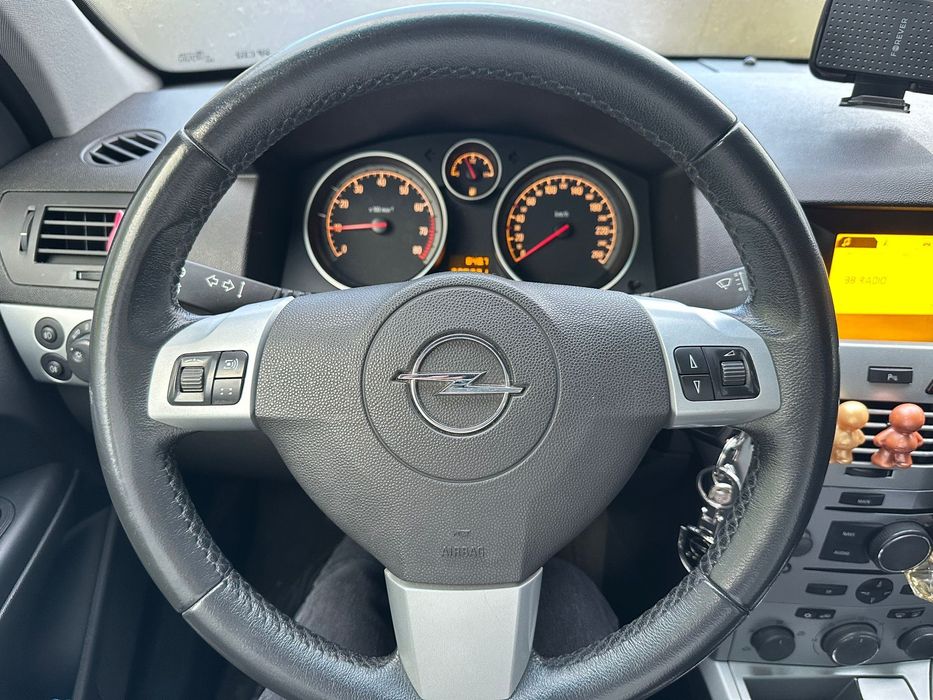 Opel Astra 1.6 benzyna