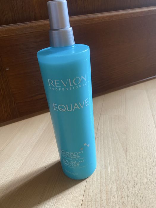 Незмивний кондиціонер Revlon 500 мл.