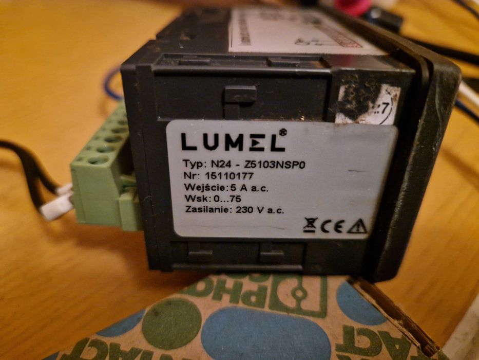 Cyfrowy miernik tablicowy LUMEL N24 - amperomierz AC