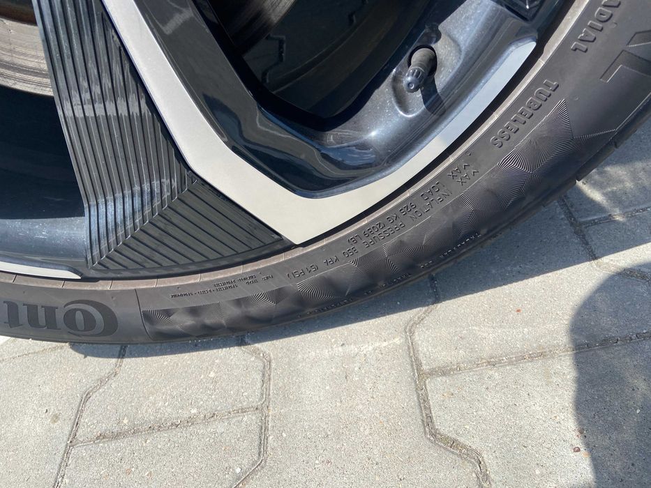 OPONY Continental PremiumContact 6 255/45 R20 H XL – jak nowe