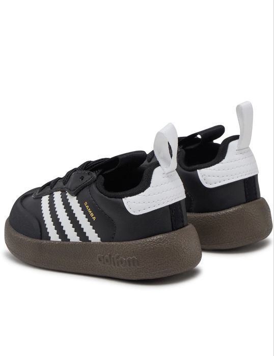 Дитячі кросівки Adidas