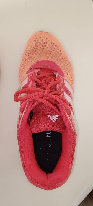 Sapatilha Adidas vermelho