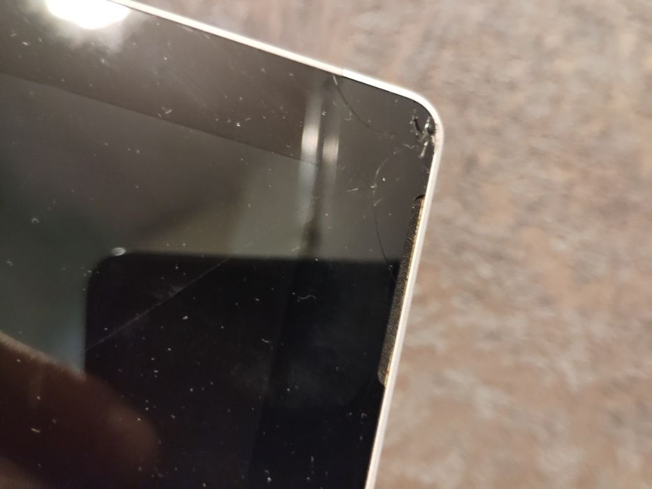Microsoft Surface 5 Pro [m3,4ram]