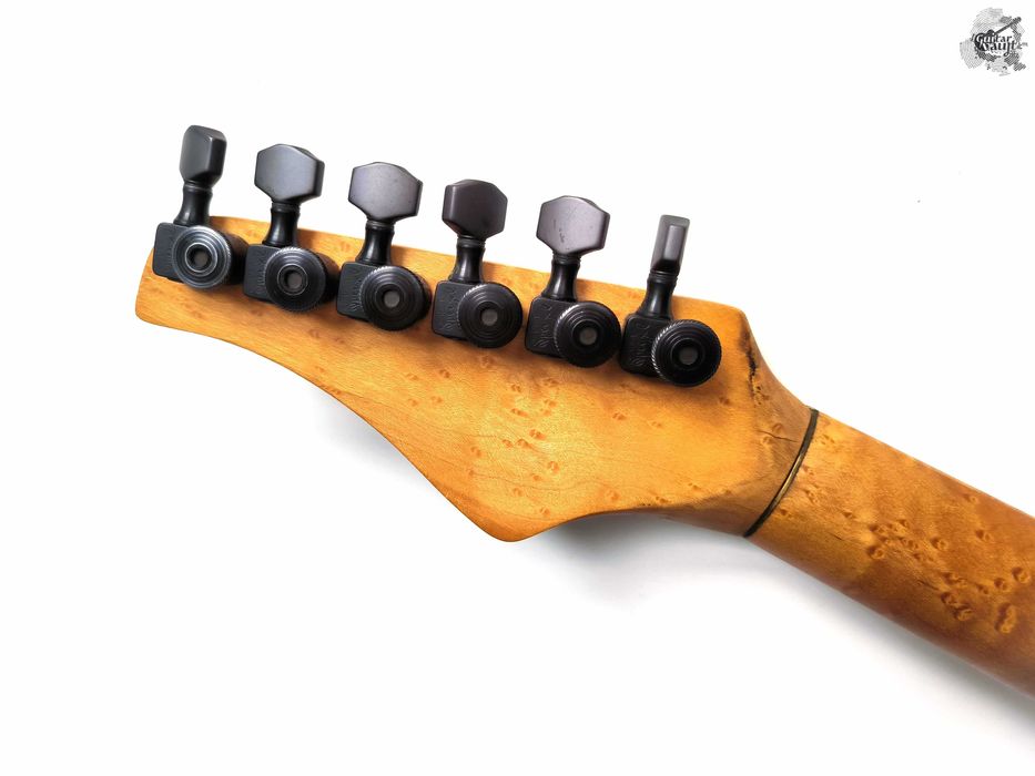 $850 Treker USA Stratocaster by Dave Bunker з кейсом