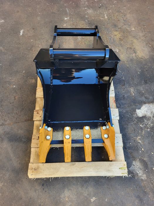 Łyżka kopiąca 60cm z zębami do koparki pasująca pod szybkozłącze S40