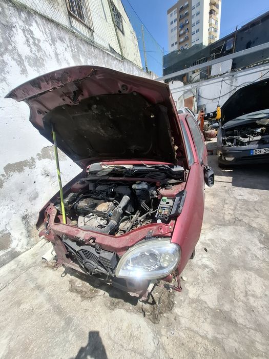 Citroen saxo 1.4 gasolina para peças