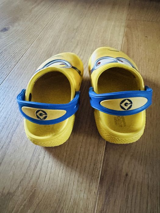 Crocs Minionki r. 22/23