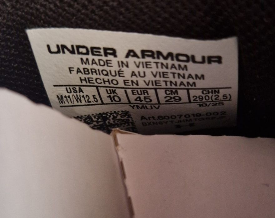 Under Armour FUTR X Elite roz. 45