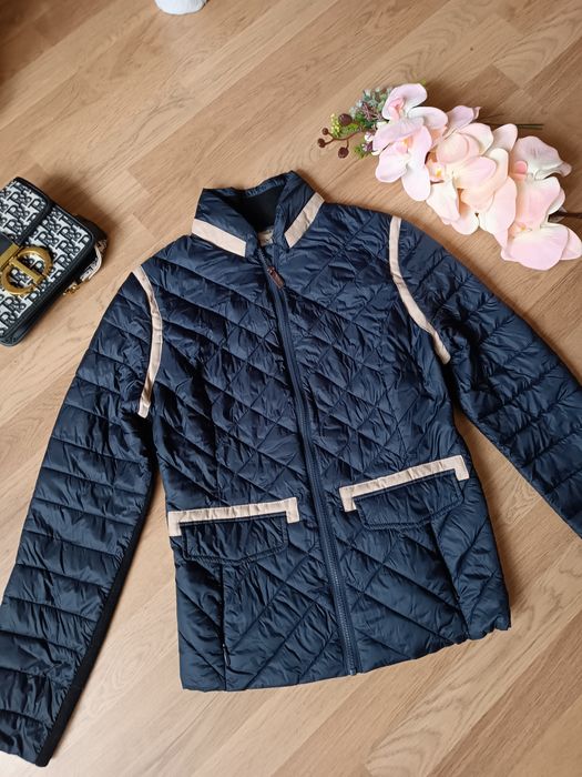 Осенняя брендовая куртка. Р 48