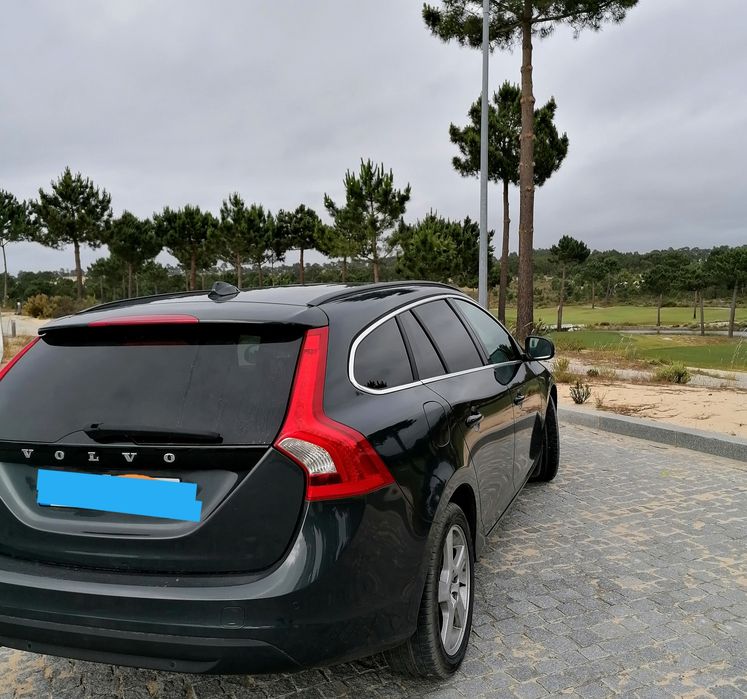 Volvo v60 ano 2012