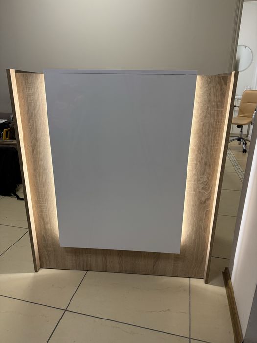 Стійка, рецепція в хорошому стані