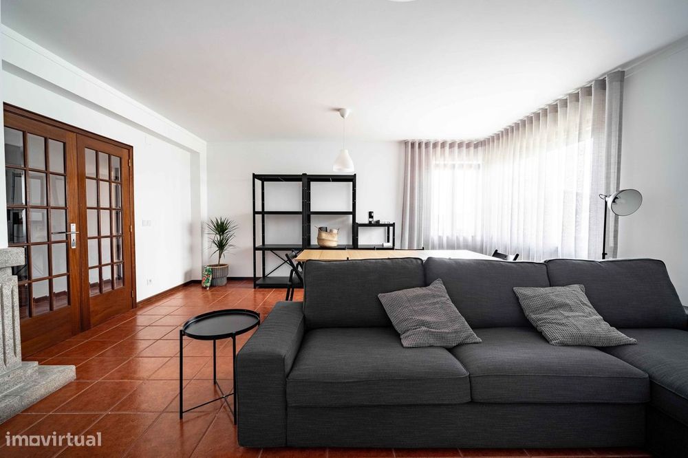 Quarto privado em moradia, a 5 minutos da Universidade do Minho