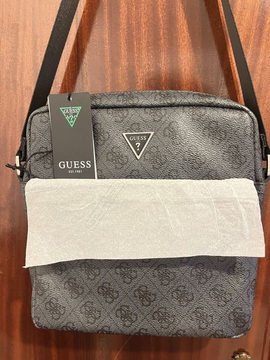 Mala da GUESS original Nova.