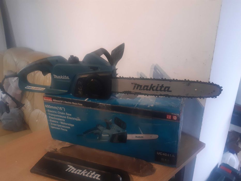 Piła  elektryczna  Makita UC