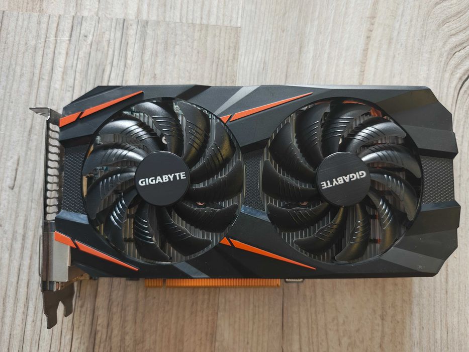 Dell Precision 5810 + Monitor