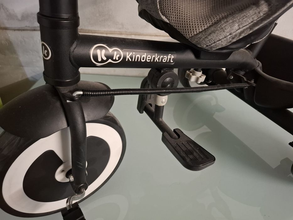 Triciclo Adaptativo Kinderkraft Aston