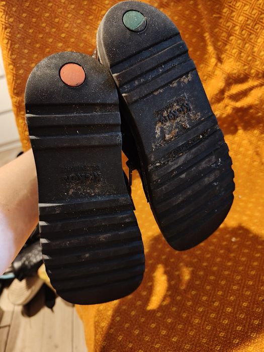 Botki dziewczęce kickers 35