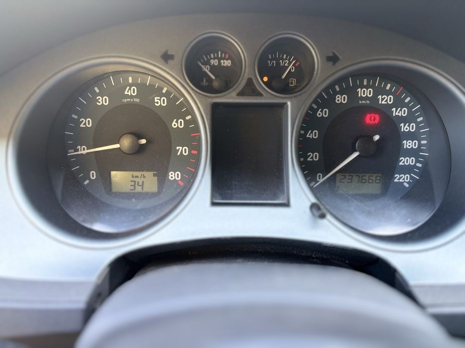 SEAT Ibiza — fotografia 8