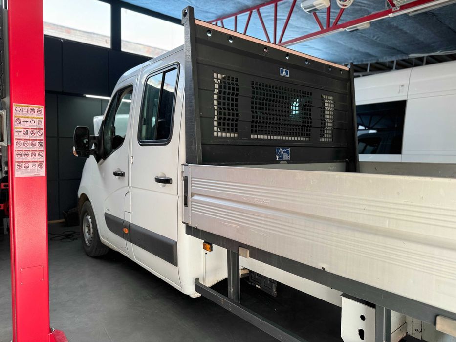 СТО ремонт микроавтобусов  бусов автобусов грузовиков  в Киеве.