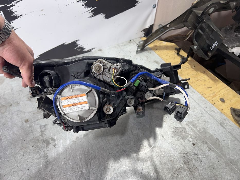 Фари від Mazda 6