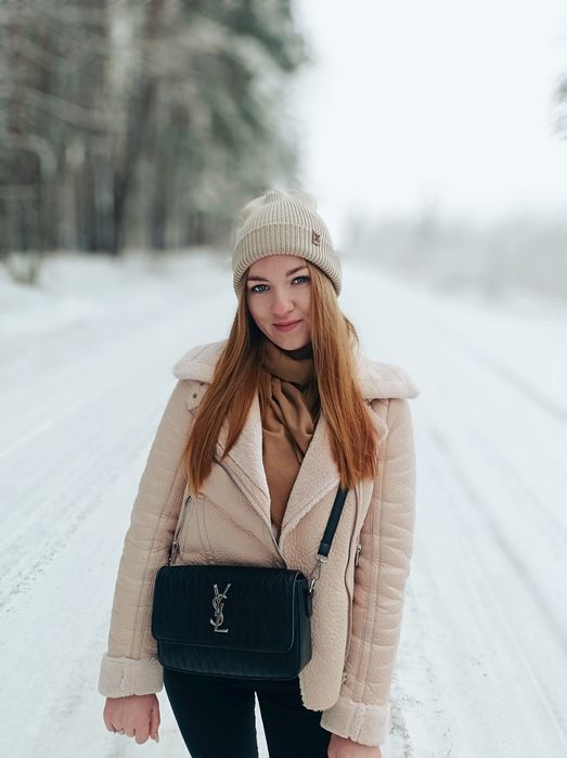 Продам дублёнку на девушку