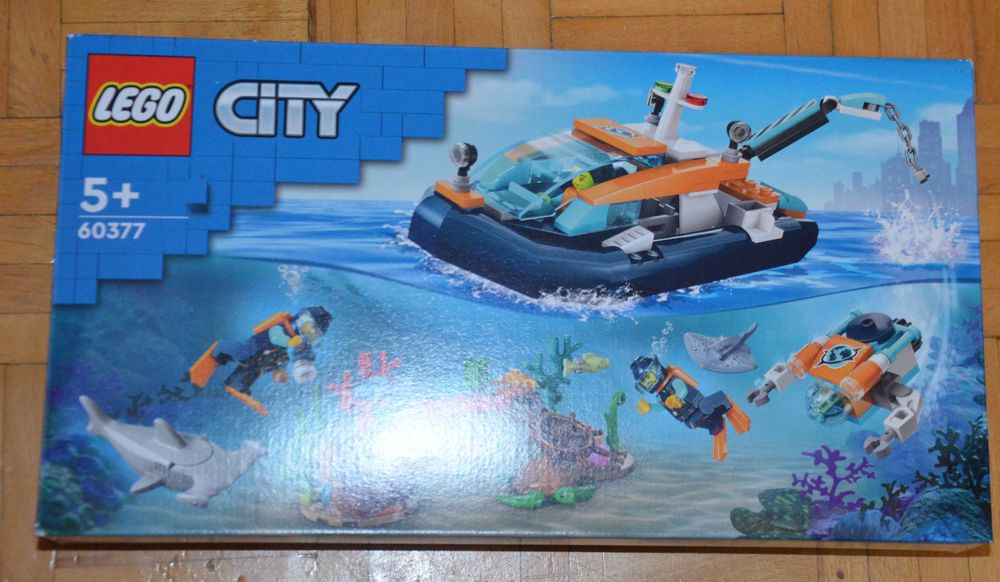 Pudełko po klockach  lego CITY nr 60377