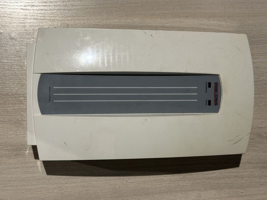 Водонагрівач (бойлер) електричний проточний Stiebel Eltron DHC 8