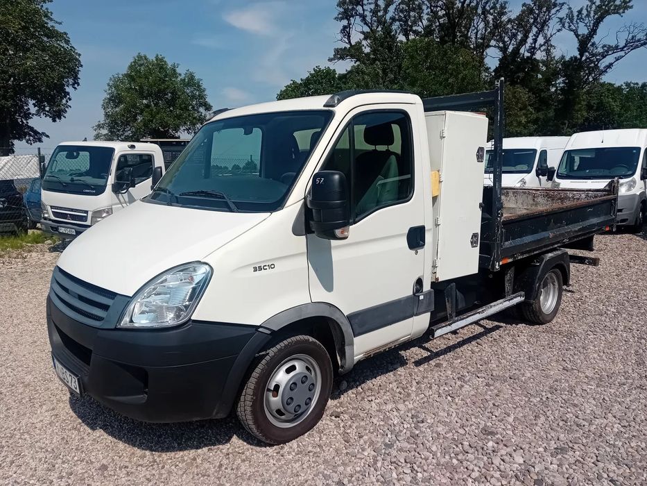 Iveco Daily Wywrotka  Wywrotka w bardzo dobrym stanie, gotowa do pracy