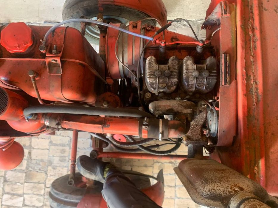 Продаю трактор Т-25