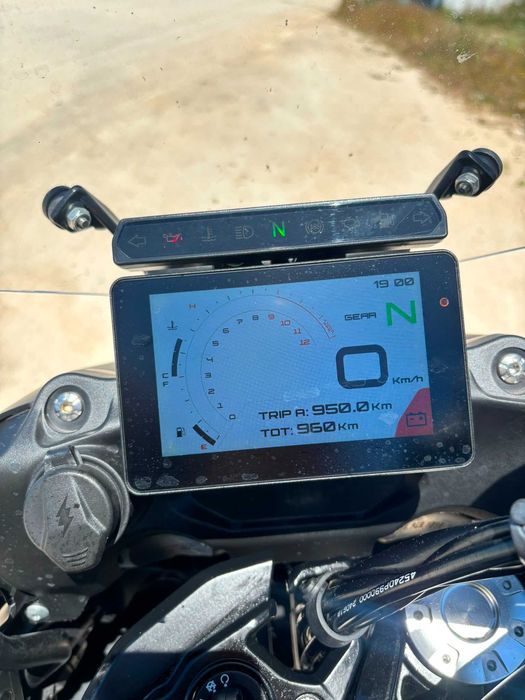 Benelli TRK 702X 2024 - como nova - 3 malas