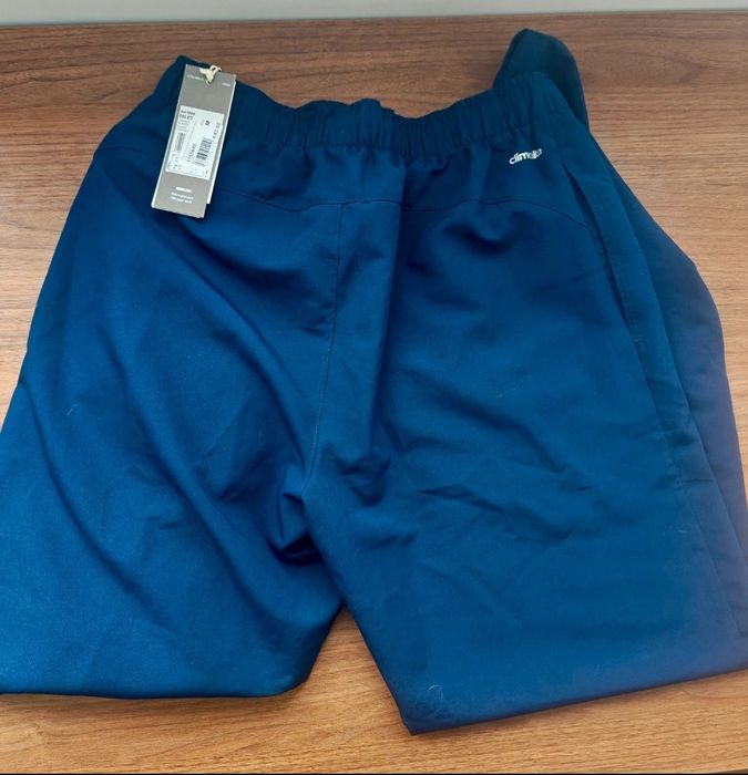 Spodnie dresowe Adidas