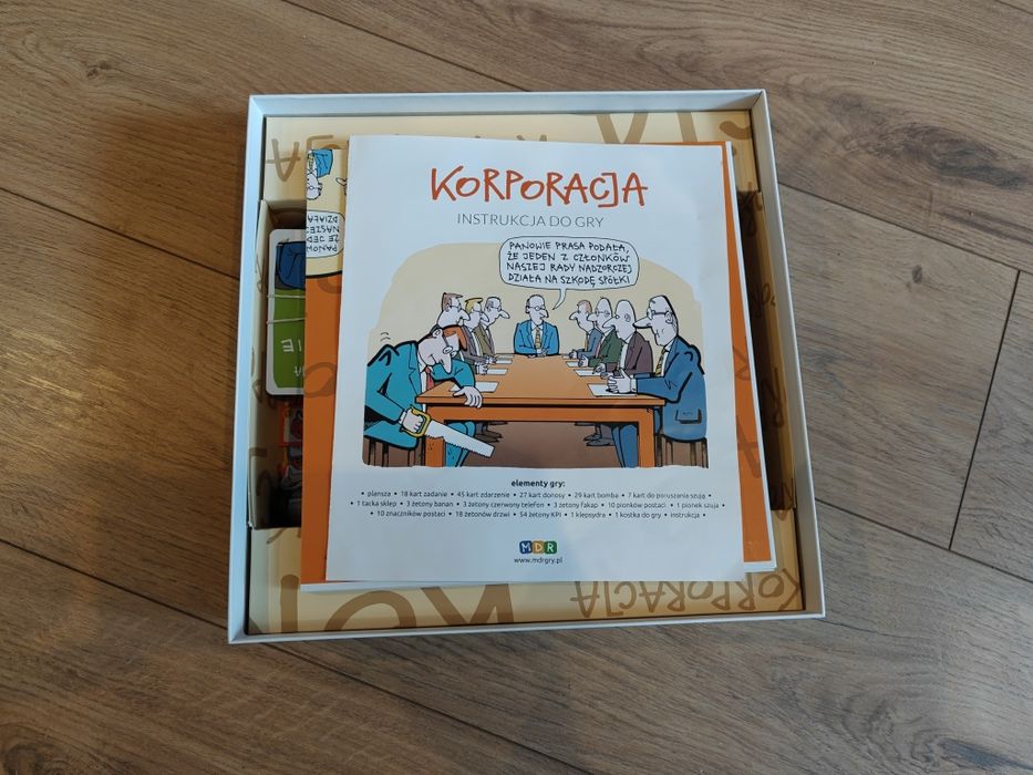 Gra korporacja prawie nowa. Kompletna