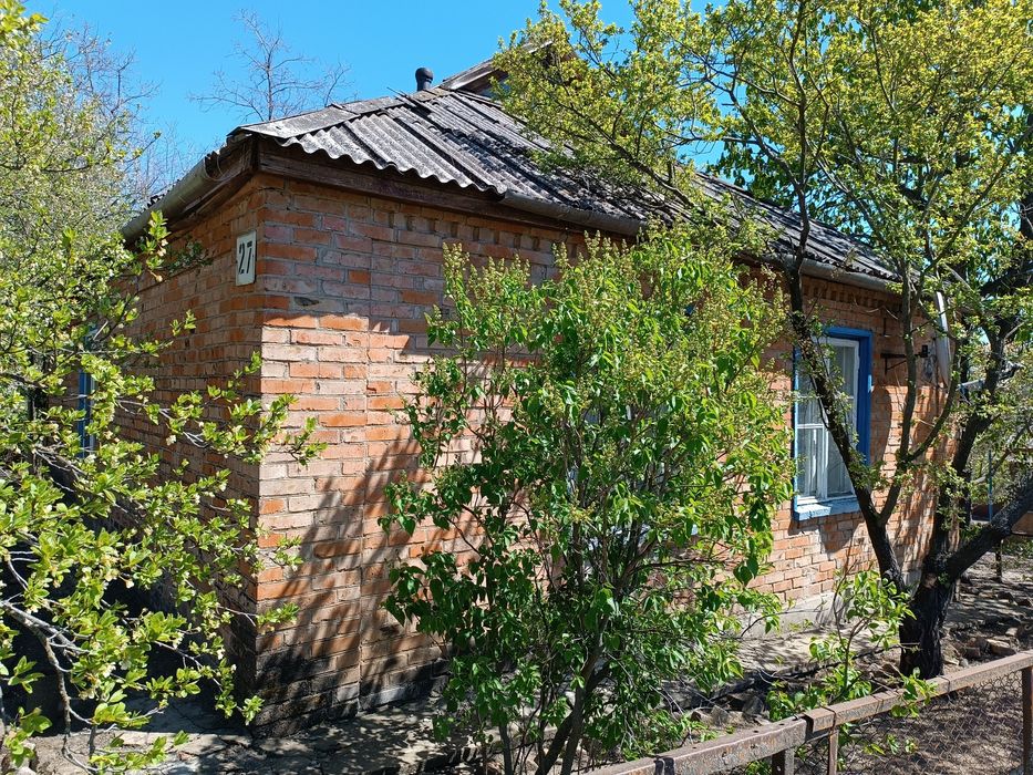 Продам будинок з землею с.Ганнівка, Долинський район