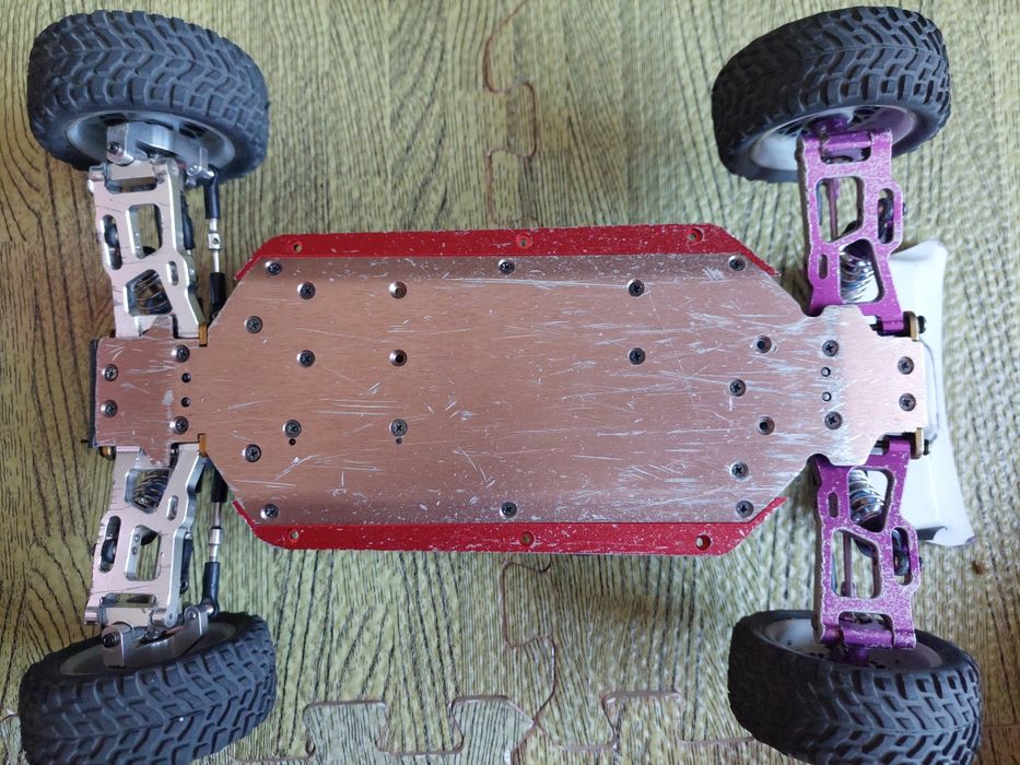 Carro RC escala 12 Wltoys 124017 metal