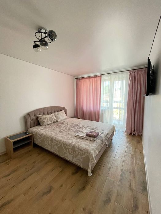 Дендропарк, ст. Автовокзал 2 комн. квартира