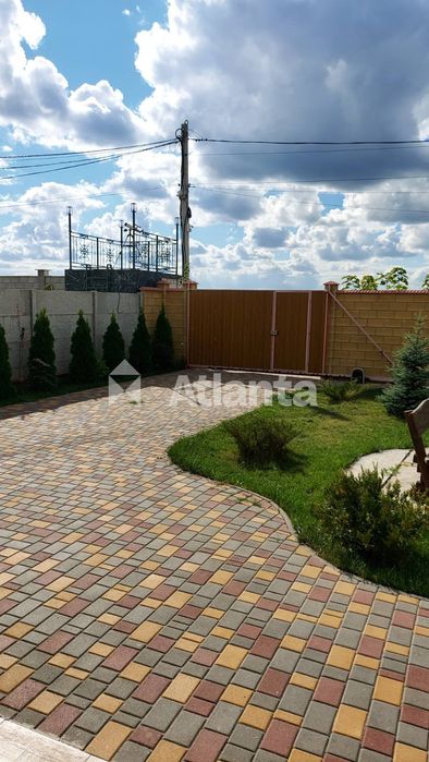 В продаже дом с ремонтом в тихом районе города