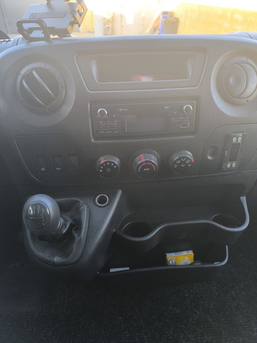 Renault Master 2.3D Cx Isotérmica C/Frio de Parque