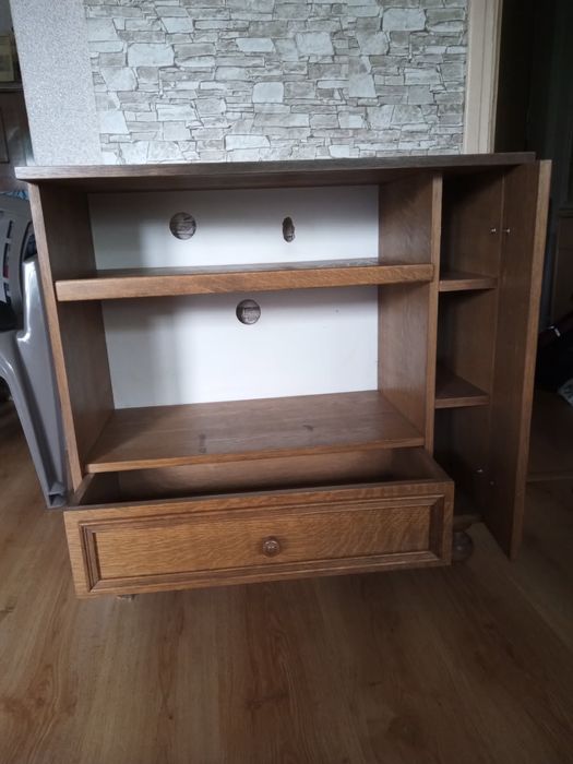 Stolik pod RTV super stan