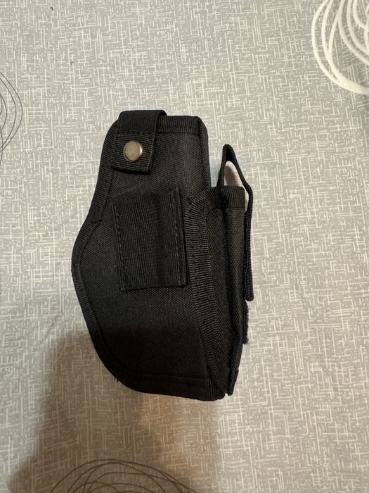 Універсальна кобура зовнішнього і прихованого носіння