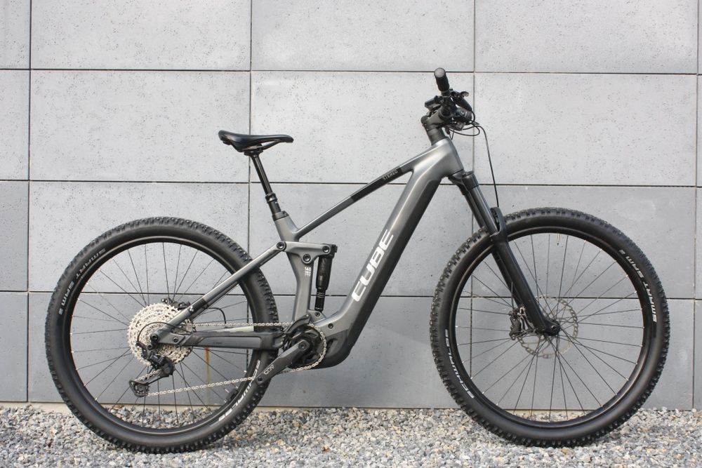 Rower elektryczny carbon Cube Stereo Hybrid 140 Race Bosch 4 750Wh "M"