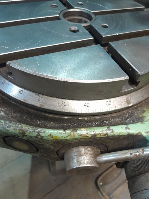 Фрезерный координатной поворотный стол
Все крутится всё вертится,в ра